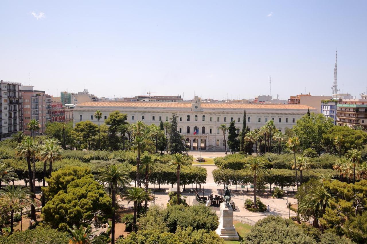 Shl _ Grandi Stazioni _ Bari Centrale Exterior photo